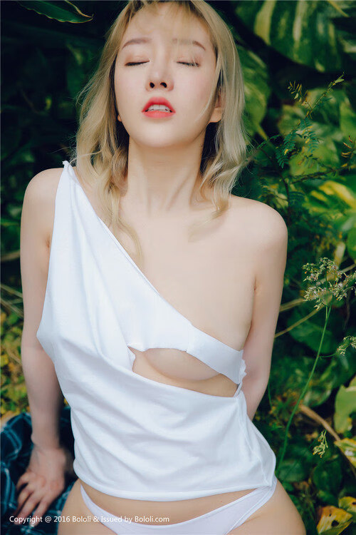 随机字母哥最后时刻封盖助雄鹿险胜对手，字母哥伤退雄鹿加时险胜热火