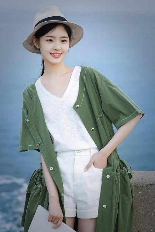 开云体育视频直播-拜仁边路突破成为比赛关键通道，拜仁的边锋